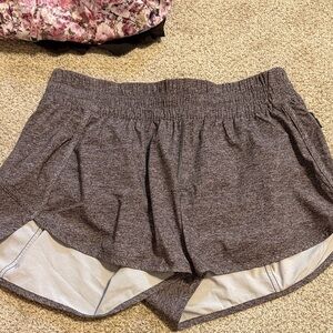 Women's Gray lululemon tracker Shorts